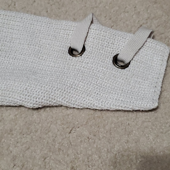 Miracle cream sweater - Picture 3 of 3